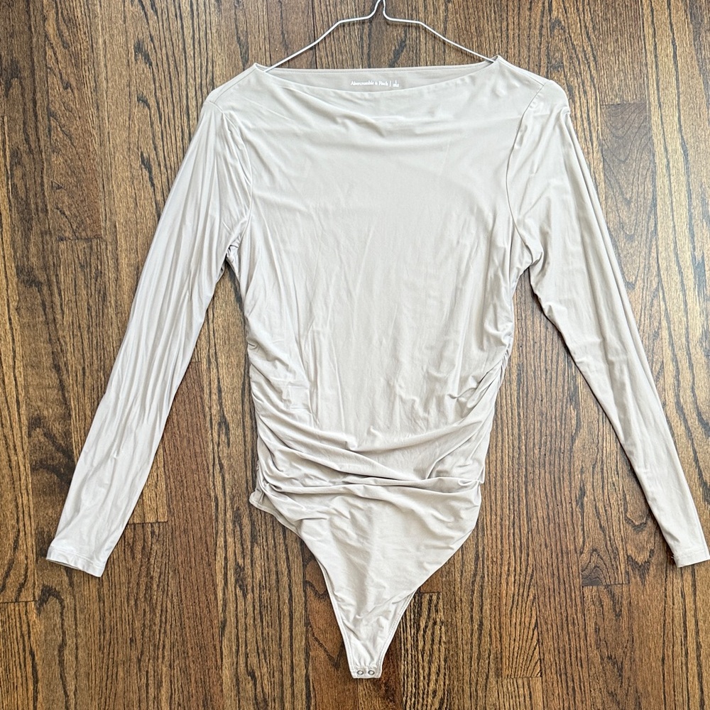 Abercrombie & Fitch Cream Long Sleeve Bodysuit